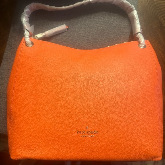 kate spade Handbags - Coral buds medium Kate Spade shoulder bag. NWT